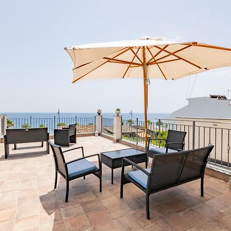 Bed and Breakfast Ottocento Sul Mare Nizza di Sicilia Esterno foto