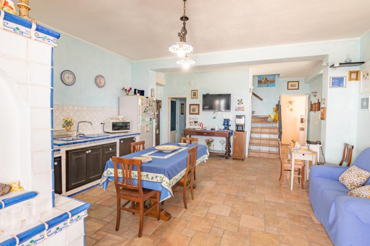Bed and Breakfast Ottocento Sul Mare Nizza di Sicilia Esterno foto