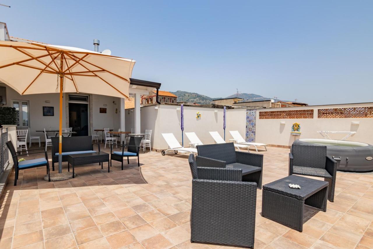 Bed and Breakfast Ottocento Sul Mare Nizza di Sicilia Esterno foto