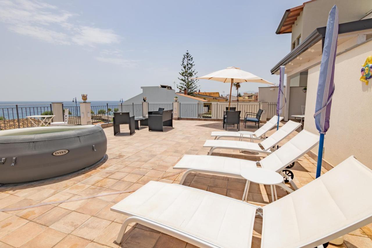 Bed and Breakfast Ottocento Sul Mare Nizza di Sicilia Esterno foto