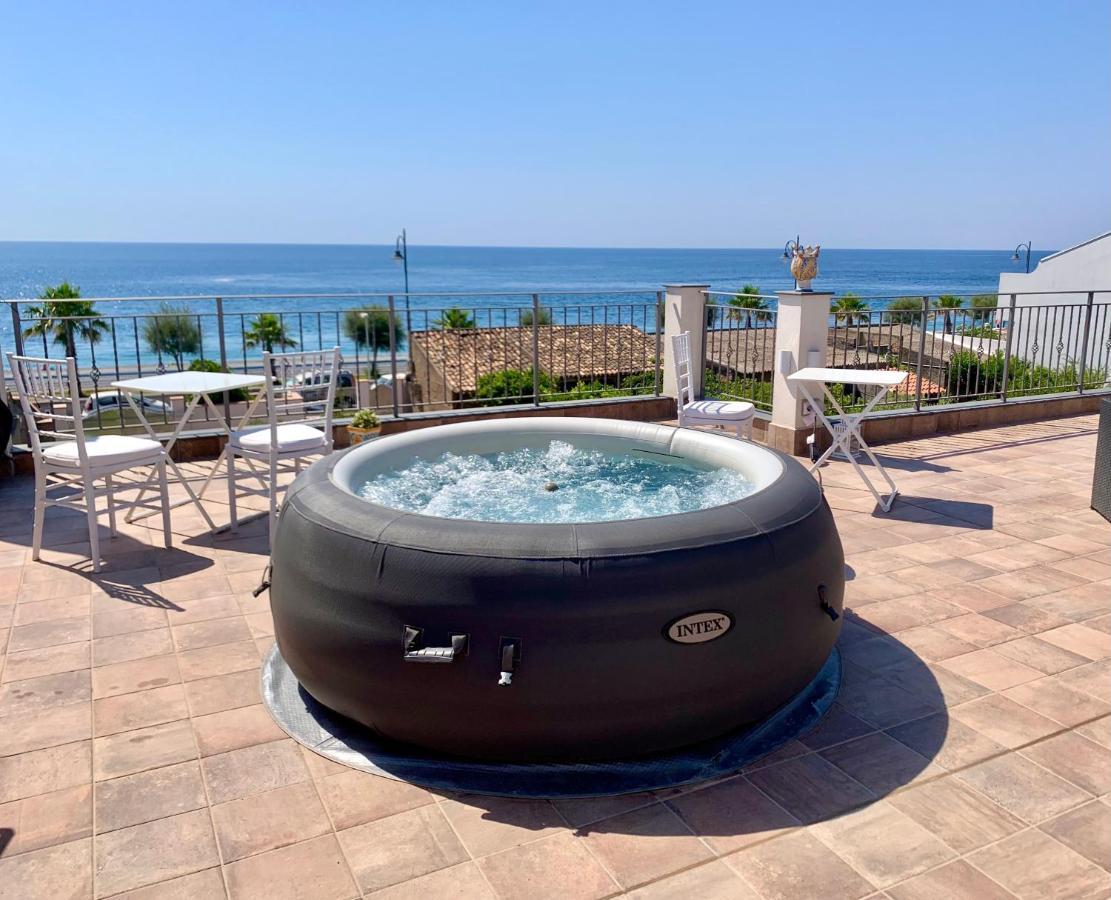 Bed and Breakfast Ottocento Sul Mare Nizza di Sicilia Esterno foto