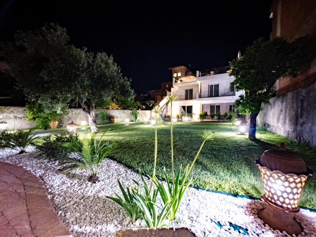 Bed and Breakfast Ottocento Sul Mare Nizza di Sicilia Esterno foto