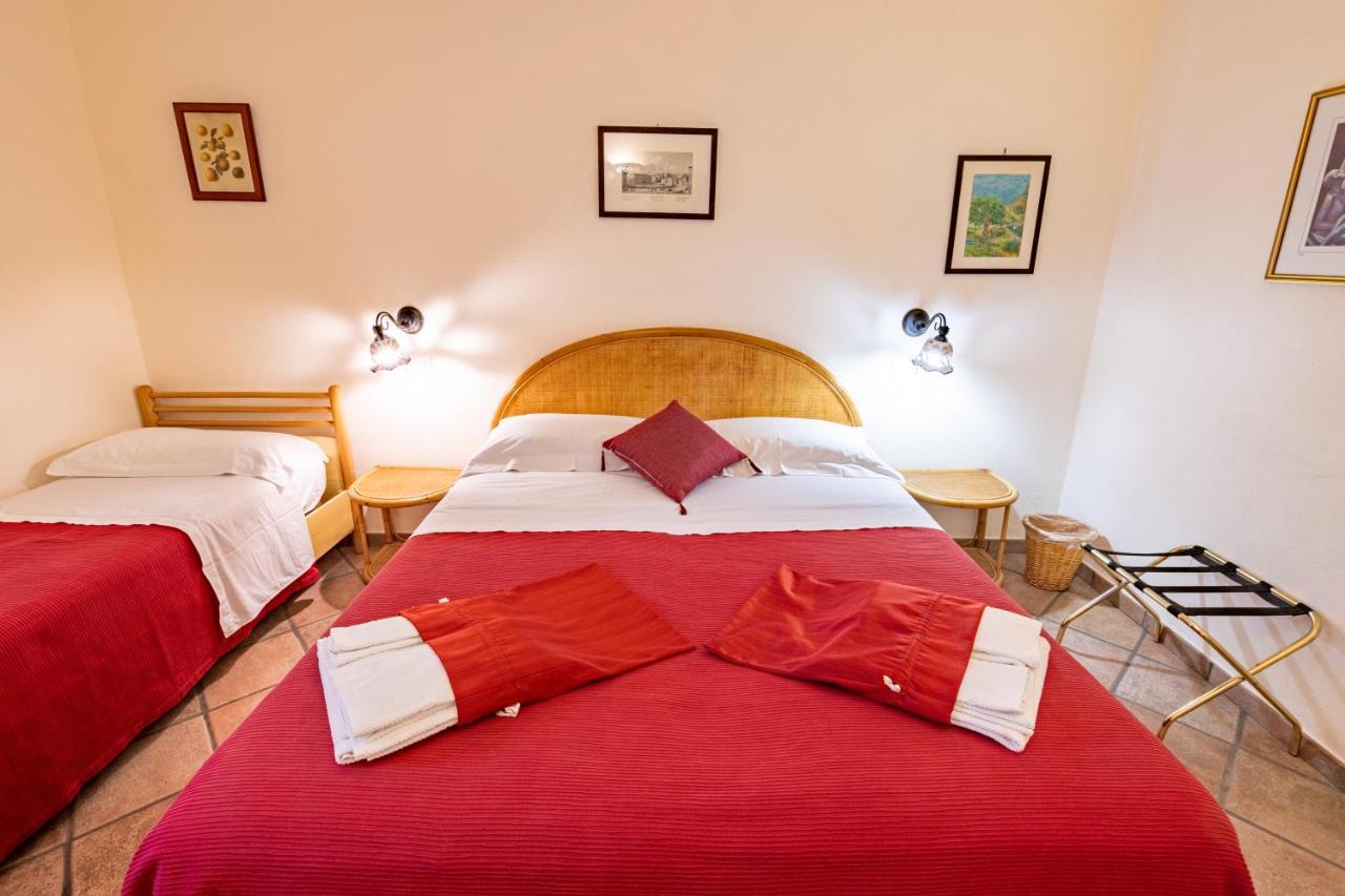 Bed and Breakfast Ottocento Sul Mare Nizza di Sicilia Esterno foto